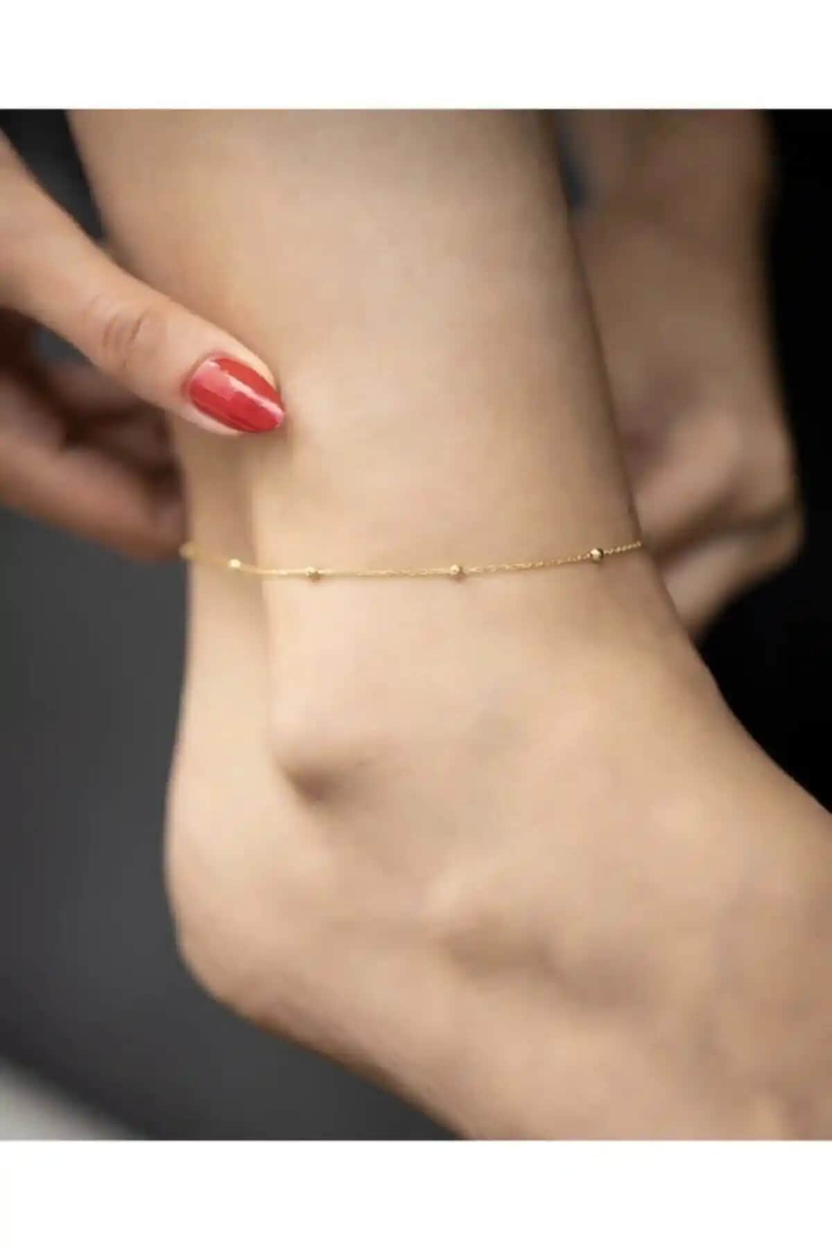 Kadınlar İçin Zarif ve Şık Altın Kaplama Halhal Modelleri ve Kullanım İpuçları