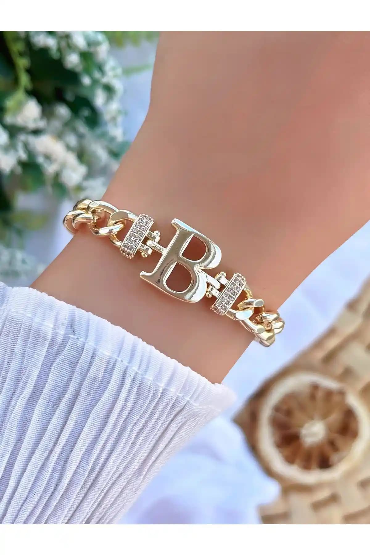 KBC STORE Harfli Zincir Bileklik: Şık ve Dayanıklı Kişiselleştirilebilir Aksesuar