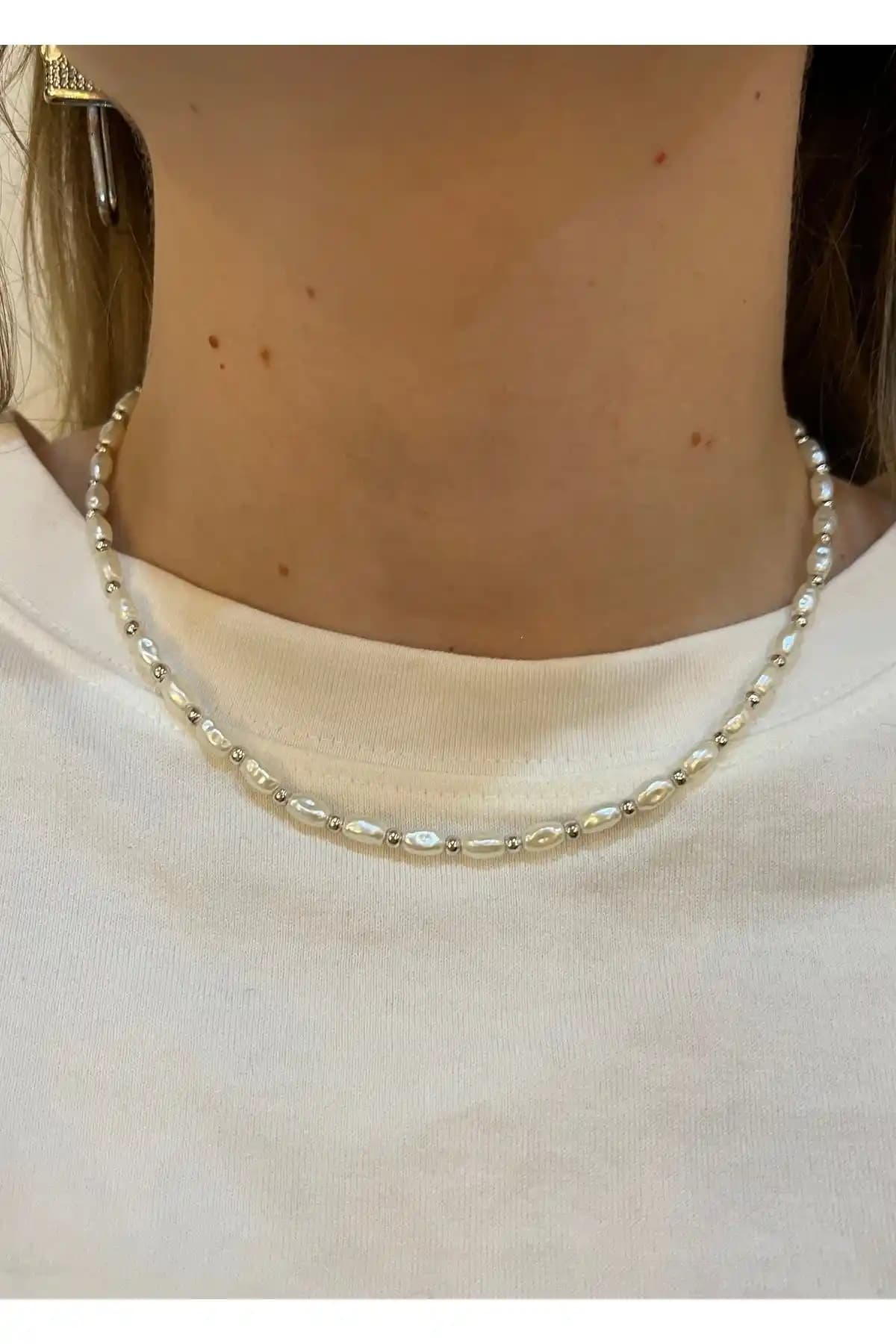 KİLİGİSTANBUL Kadın Kolye Modelleri Gümüş ve Altın Renk Seçenekleriyle