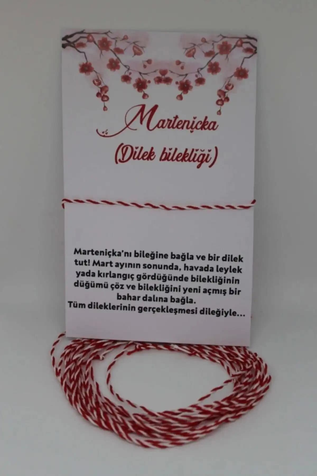 Marteniçka Bileklikleri: El Yapımı Şans ve Dilek Bileklikleri Koleksiyonu