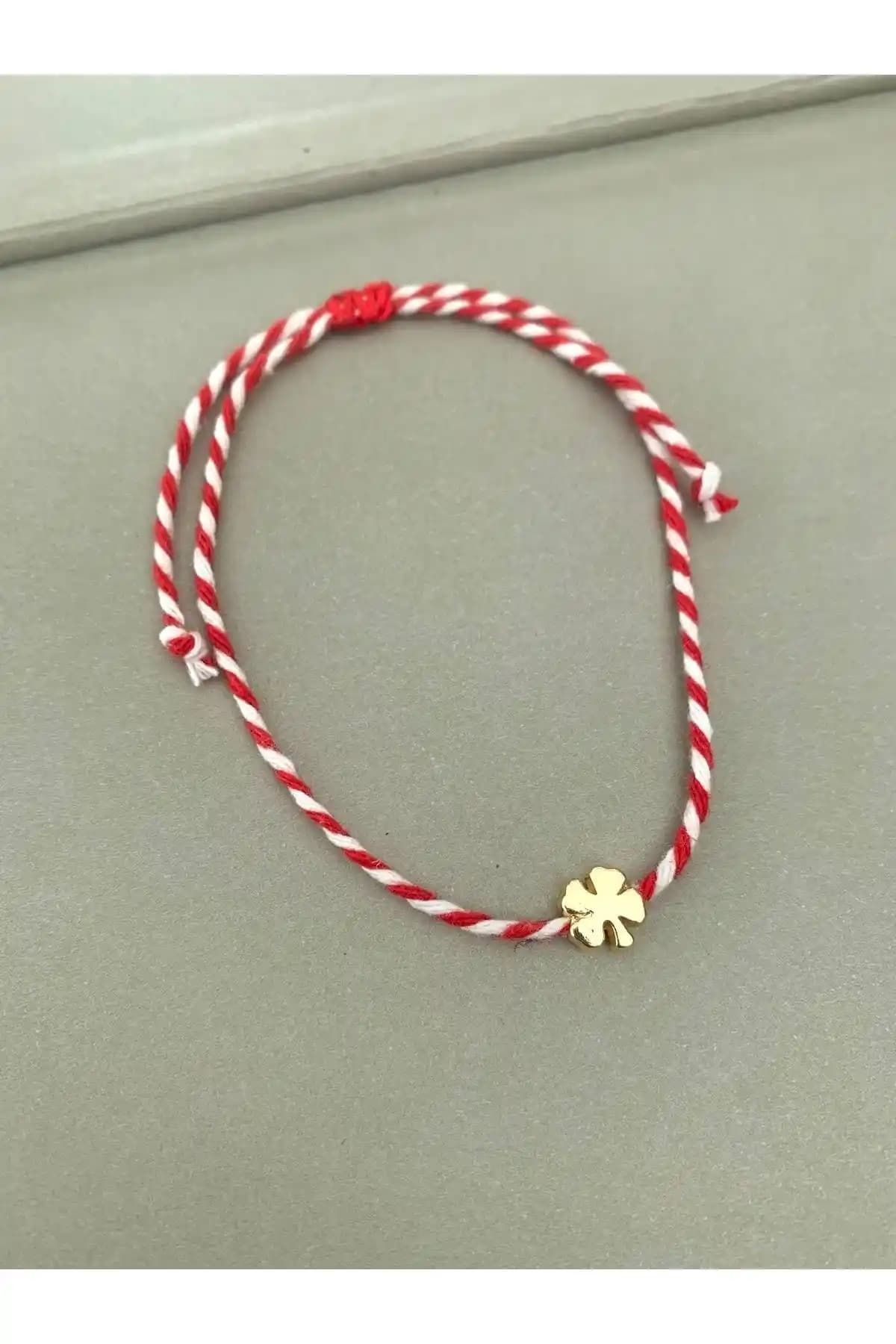 Misto Aksesuar Yonca Bileklik: Şık ve Anlamlı Günlük Takı Seçenekleri