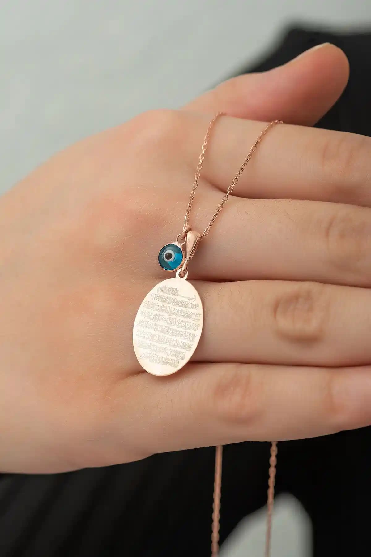 NEREZE 925 Ayar Gümüş Kolye Karşılaştırması: Ayetel Kürsi ve Uğur Böceği Tasarımları