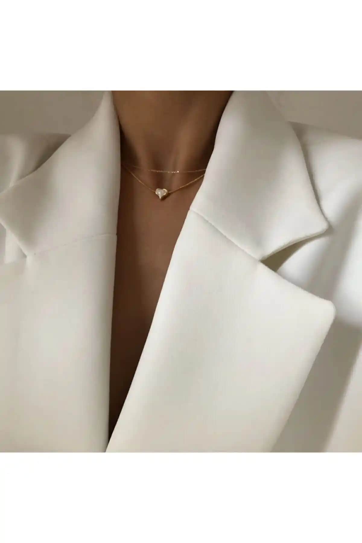 OK ROSES Kararmaz Çelik Mineli Kalp Kolye: Zarif ve Anlamlı Bir Takı Seçeneği