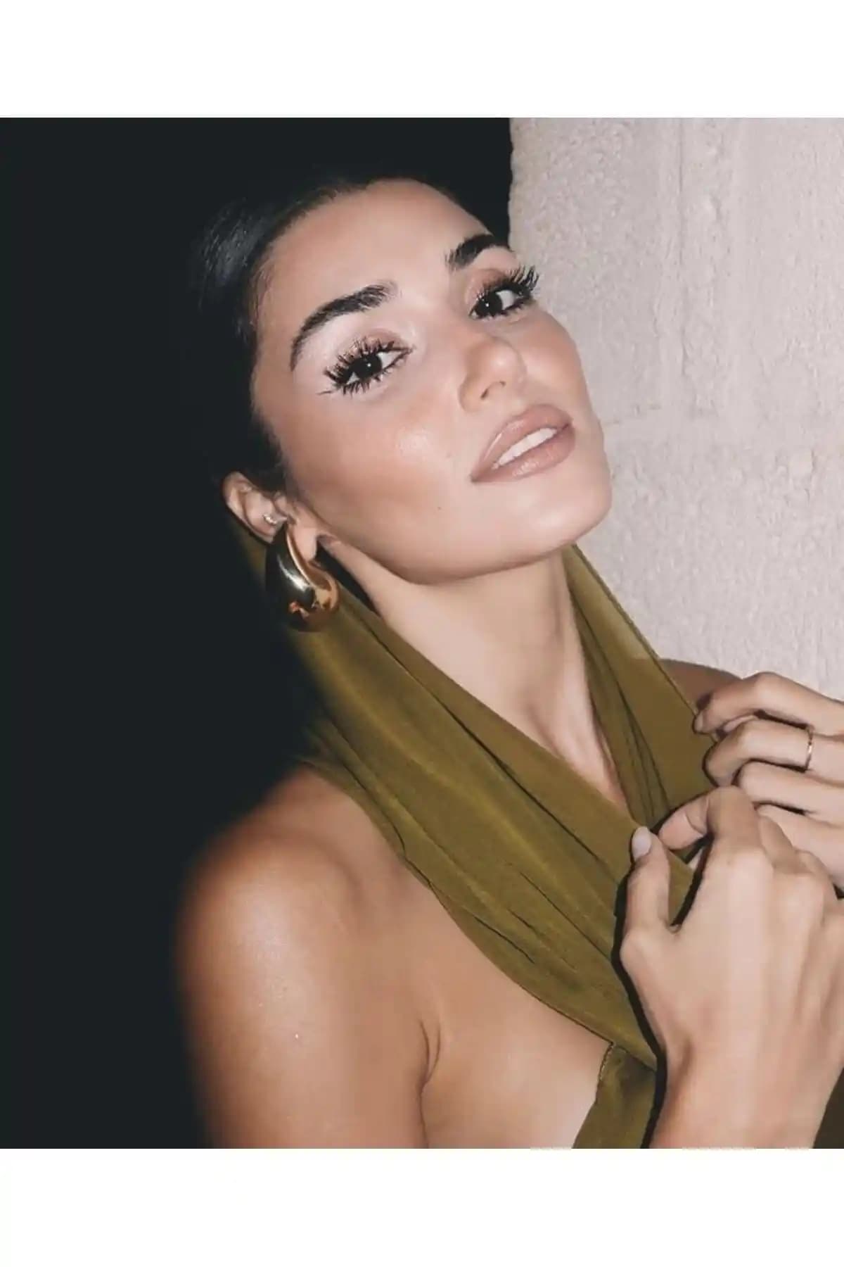 Only Vogue 2 Yıl Garantili Altın Renk Gözyaşı Damla Büyük Boy Küpe