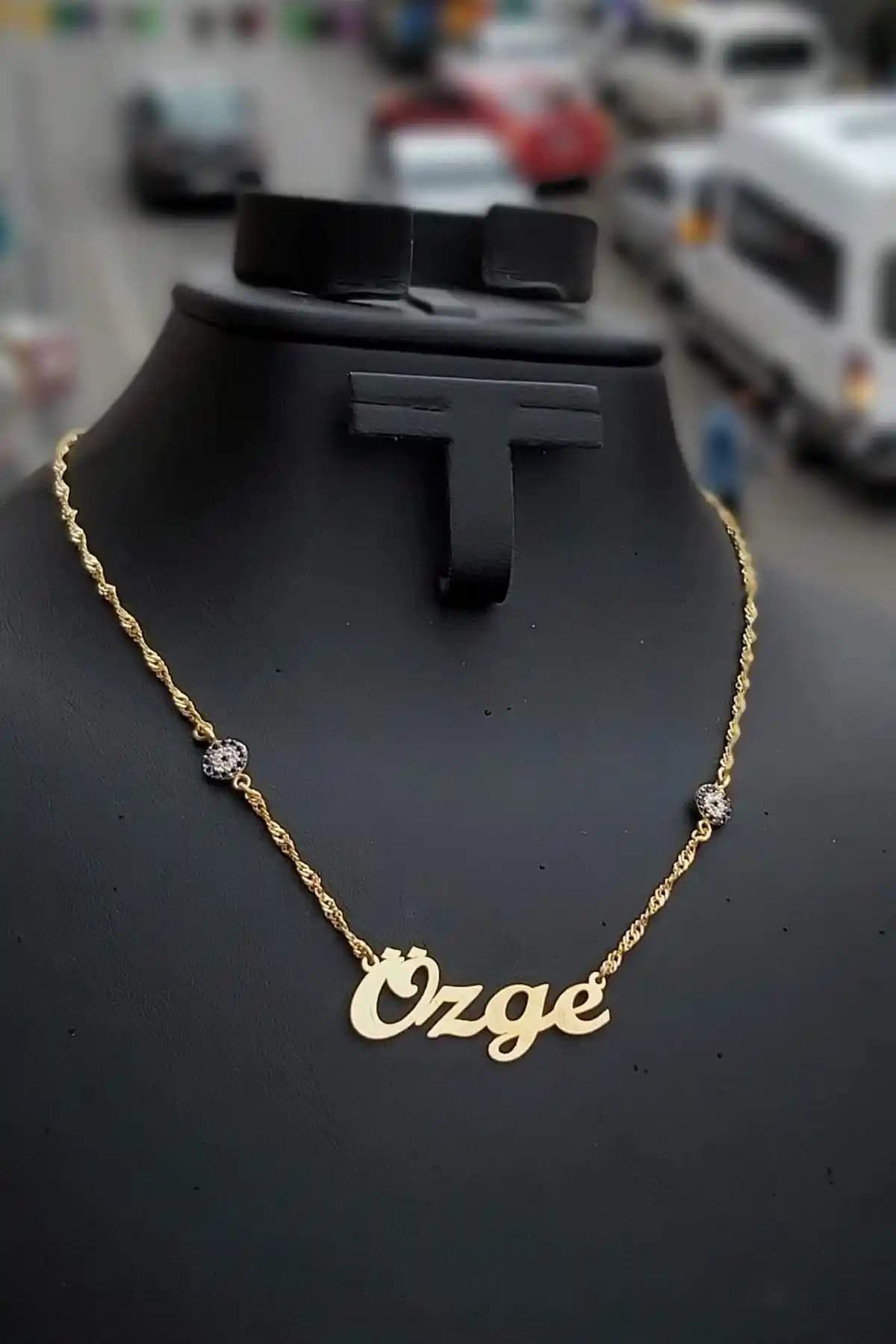 Özgür Taki 925 Ayar Gümüş ve Altın Kaplama Nazar Boncuklu Kolye İncelemesi