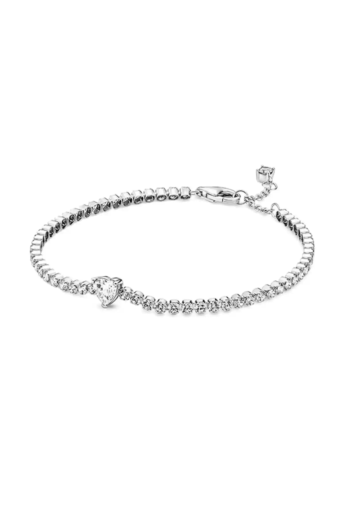 Pandora Işıltılı Kalp Tenis ve Zarafet Pembe ve Beyaz Bilezik Karşılaştırması