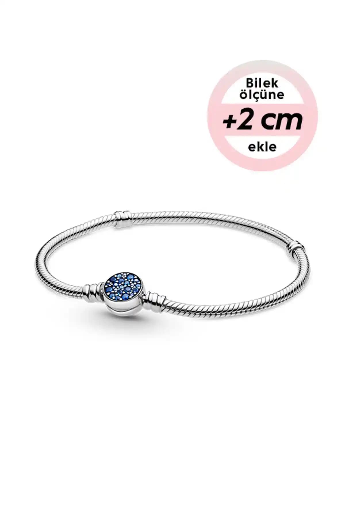 Pandora Moments Bileklik Karşılaştırması: Mavi Disk ve Kelebek Klipsli Zincir Bileklikler