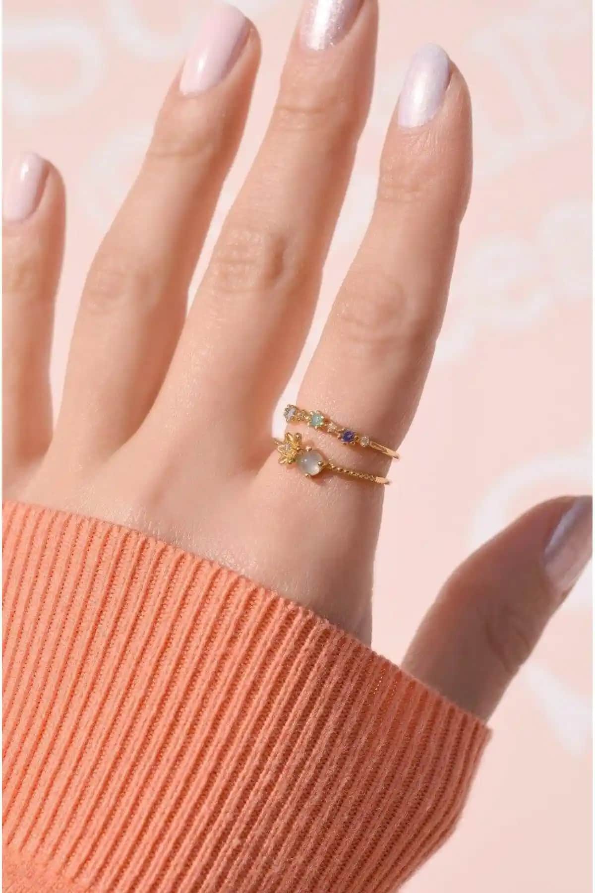 Renkli Eklem Yüzüğü Çiçek Tasarımı Modern Kadın Takıları