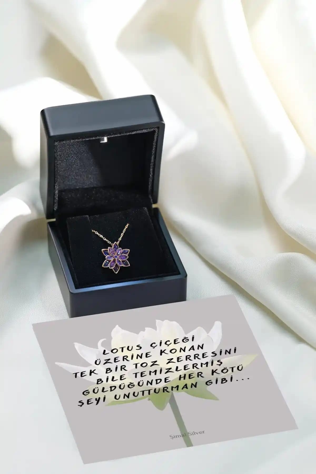 Şimal Silver 925 Ayar Gümüş Mor Lotus Çiçeği Kolye Kadınlar İçin Zarif Takı Seçeneği