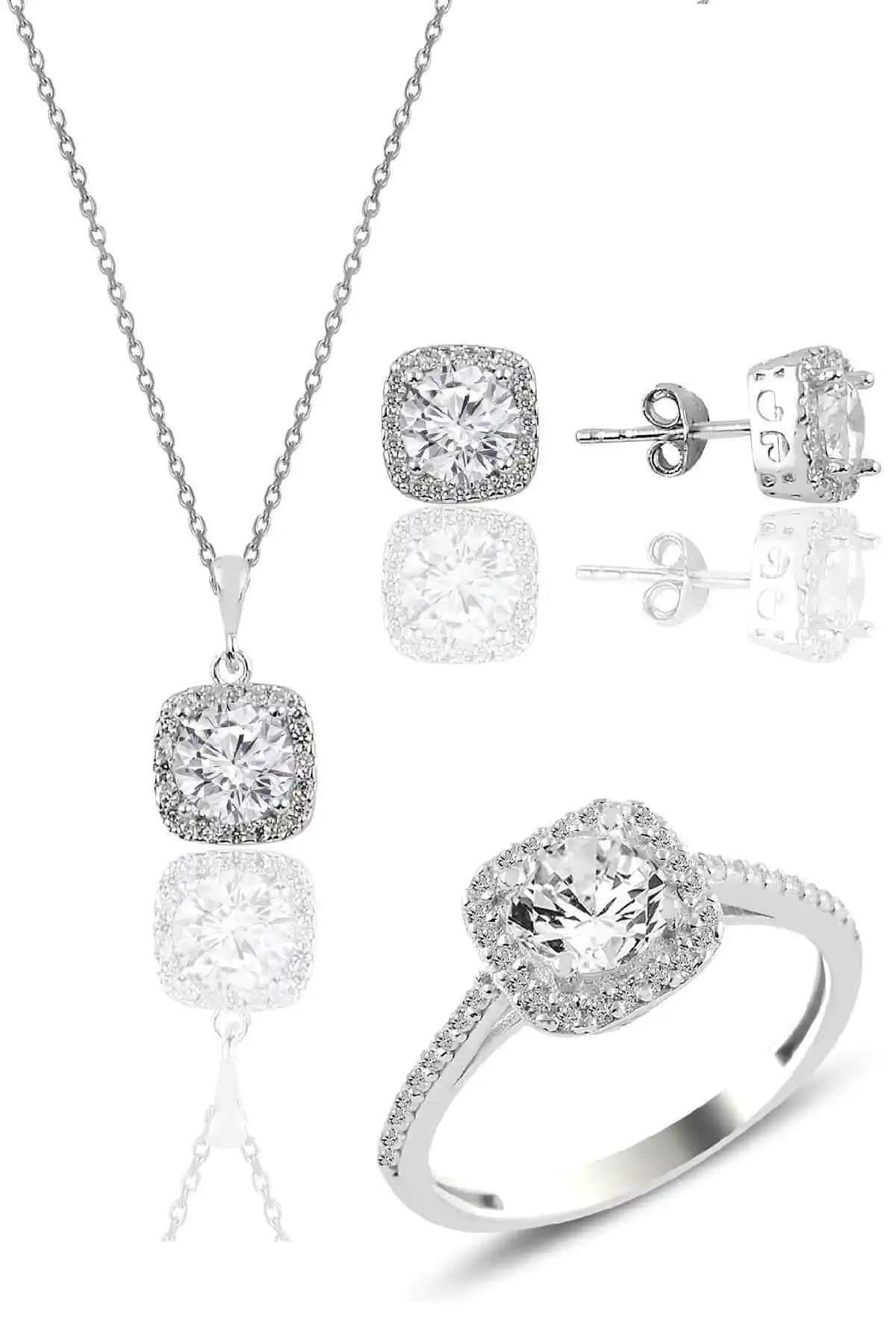 Söğütlü Silver Gümüş Rodyumlu Zirkon Taşlı Set ve Yüzük Karşılaştırması