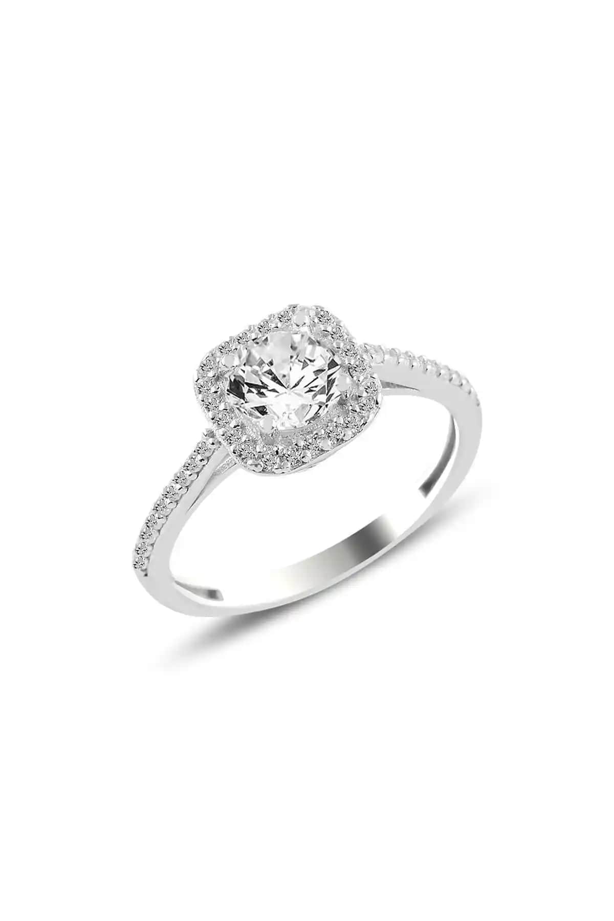 Söğütlü Silver Rodyum Kaplama Zirkon Taşlı Kare Yüzük: Şıklık ve Dayanıklılık Bir Arada