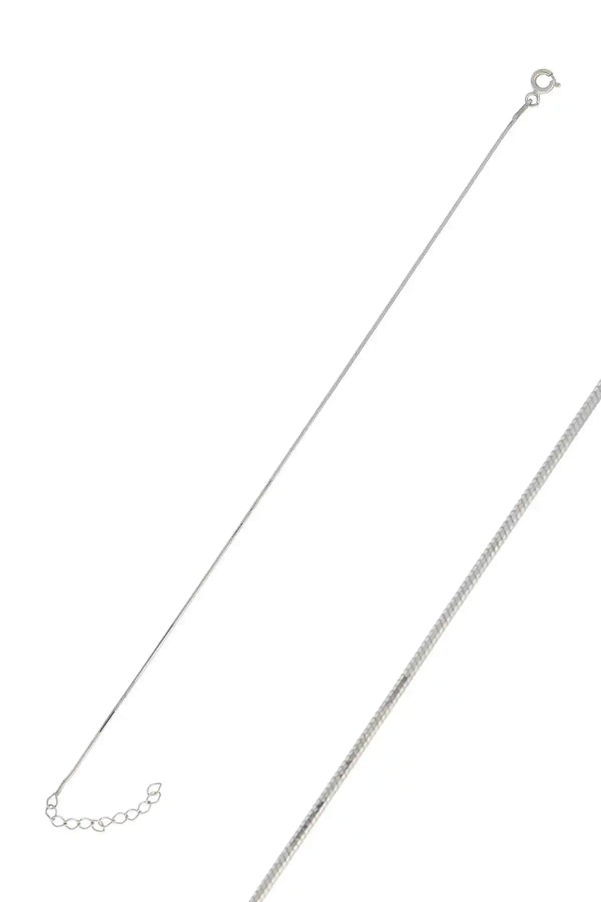 Söğütlü Silver Rodyumlu Yılan Zincir Bileklik: Zarif ve Dayanıklı Tasarım Özellikleri