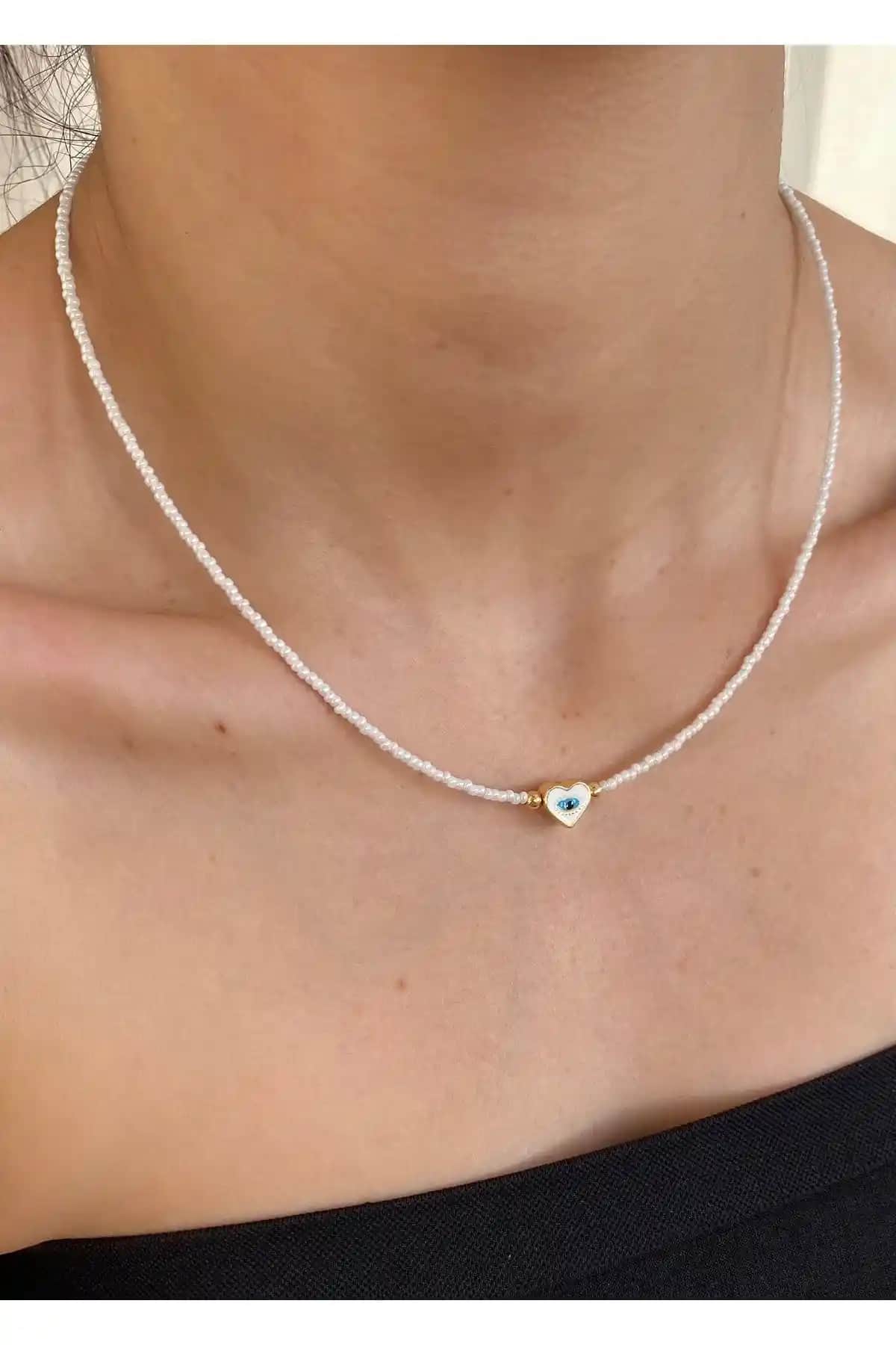 Takıtarzım Kadın Kalp Göz Figürlü Boncuk Kolye Zarif ve Renkli Tasarım ile Günlük ve Özel Kullanımlar İçin