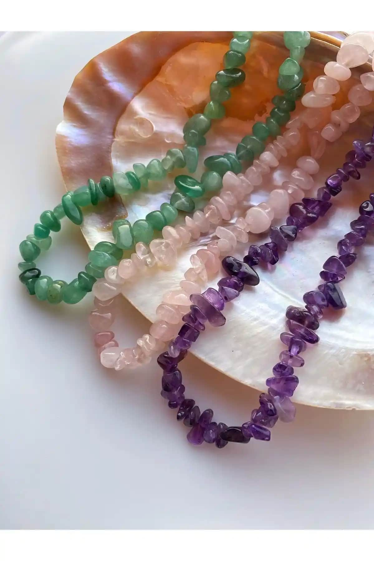 Valioso Joya Doğal Taş Kolye Seti 3’lü: Şıklık ve Doğallığın Modern Buluşması