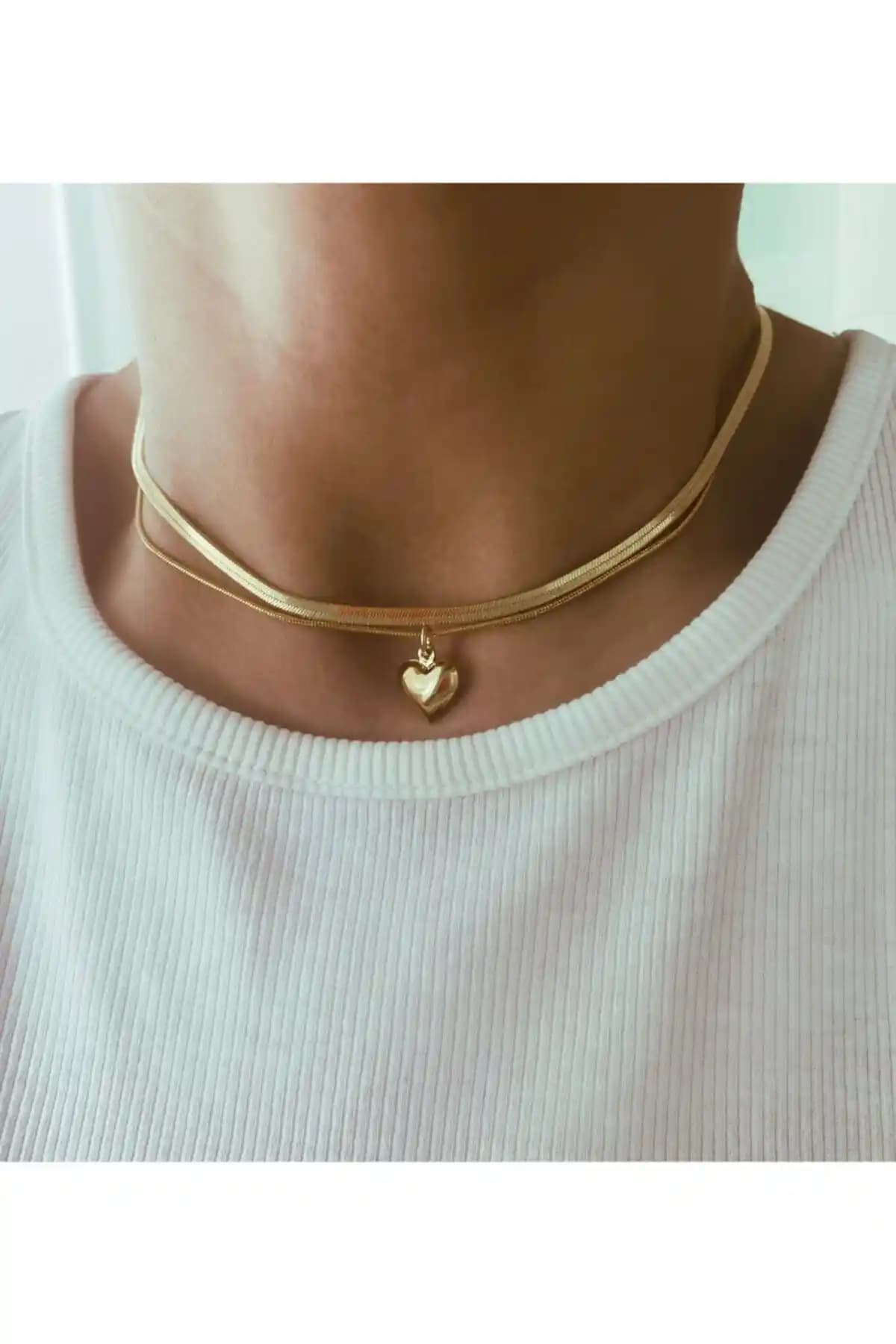 Vi Store Jewelry Bombeli Kalp ve İtalyan Zincir Seti: Zarif ve Dayanıklı Takı Tasarımı