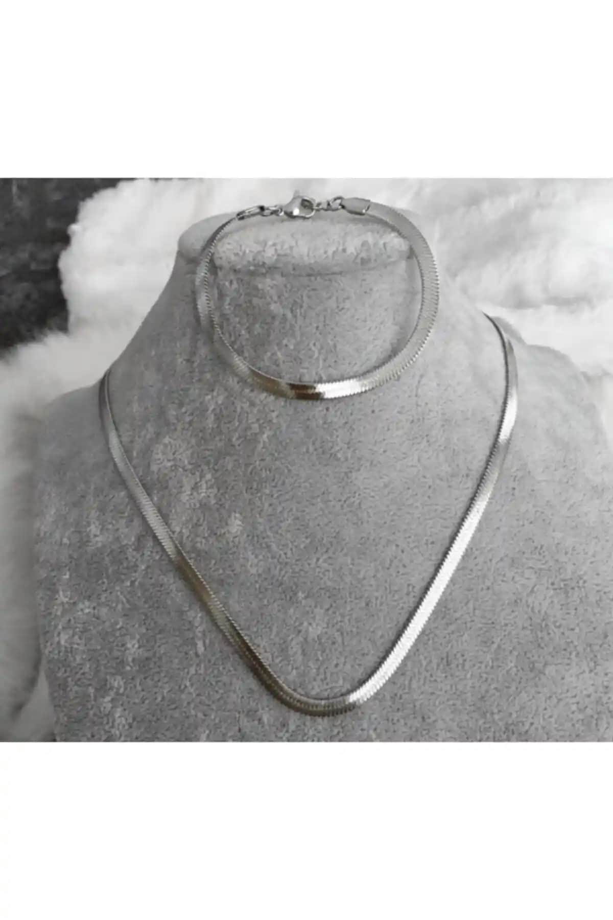 X-Lady Accessories Gümüş Kaplama ve Altın Barok İnci Takı Setleri Karşılaştırması