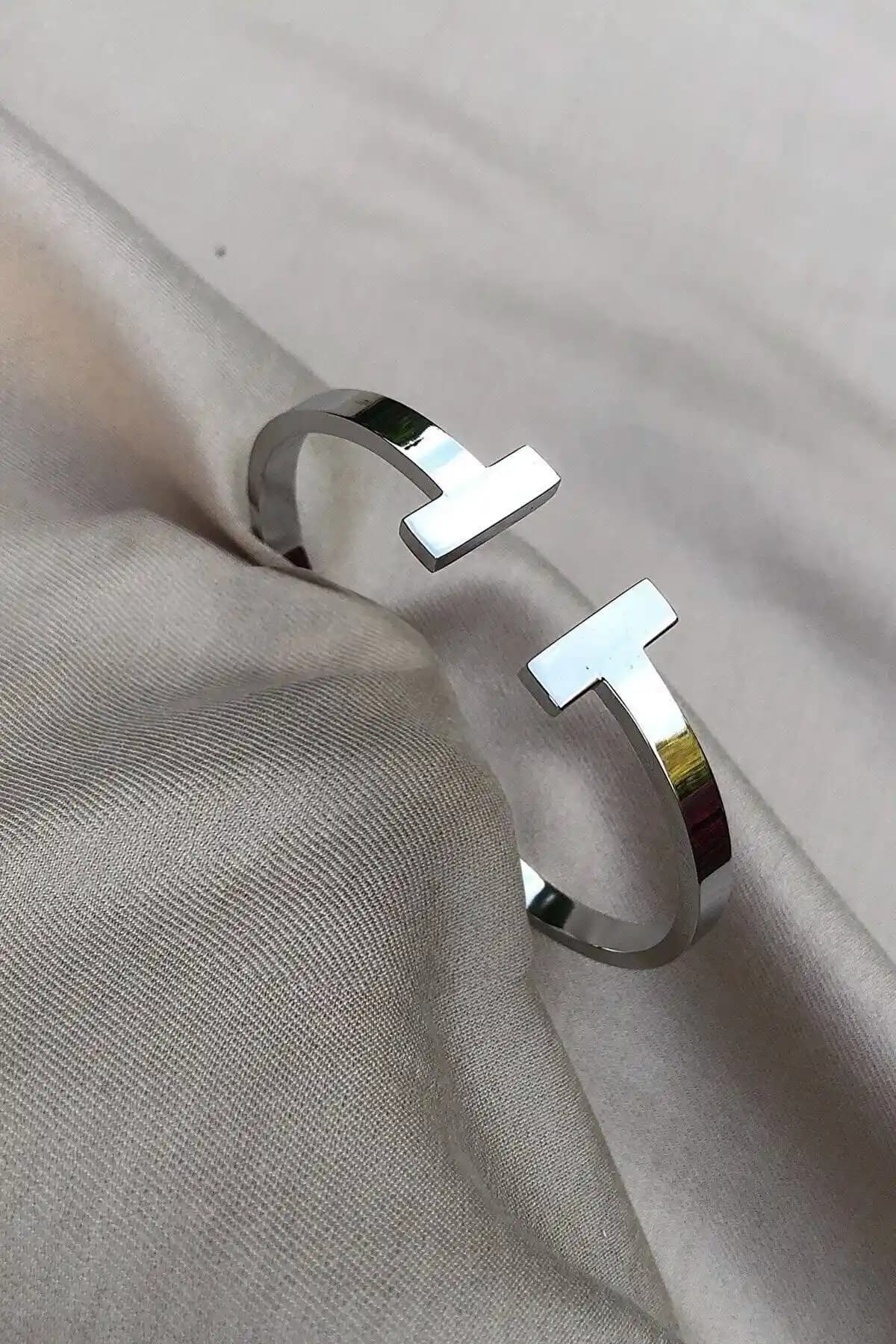 X-Lady Accessories Gümüş Renk Tiffany Model T Uçlu Desenli Kelepçe Bileklik Günlük Kullanım İçin