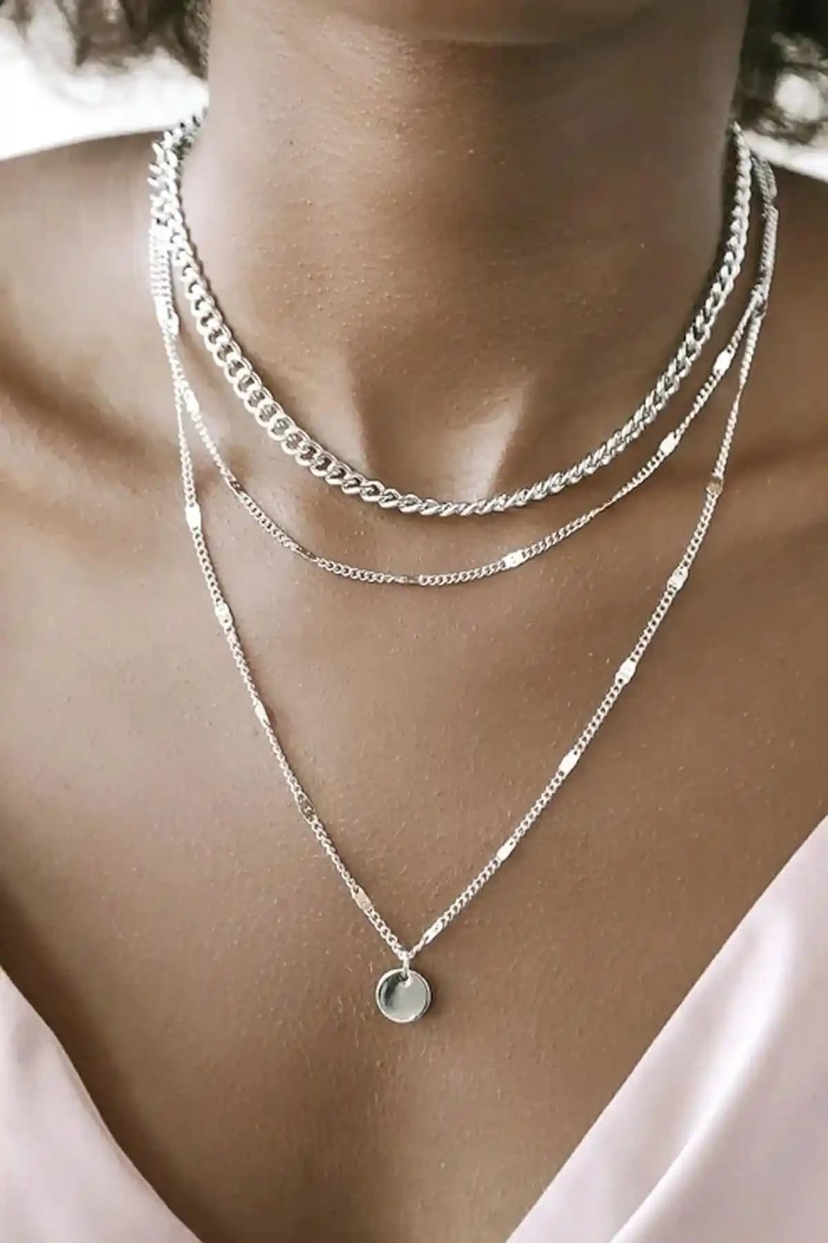 X-Lady Accessories Kadın Katlı Zincir Kolye Pullu Gümüş Renk Zarif ve Dayanıklı Takı