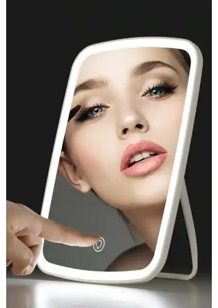 Asfal ve Hubstein Makyaj Aynaları Karşılaştırması: Özellikler ve Kullanıcı Yorumları