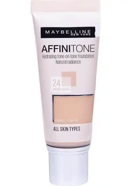 Maybelline New York Affinitone ve Fit Me Matte Poreless Fondöten Karşılaştırması