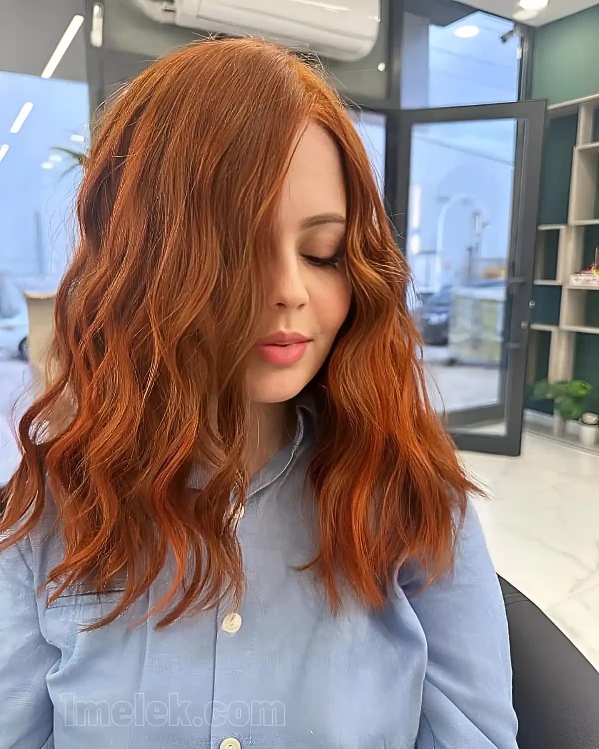 Bakır Saç Modelleri ve Trendler 2025: Güncel Görünüm ve Stil İpuçları