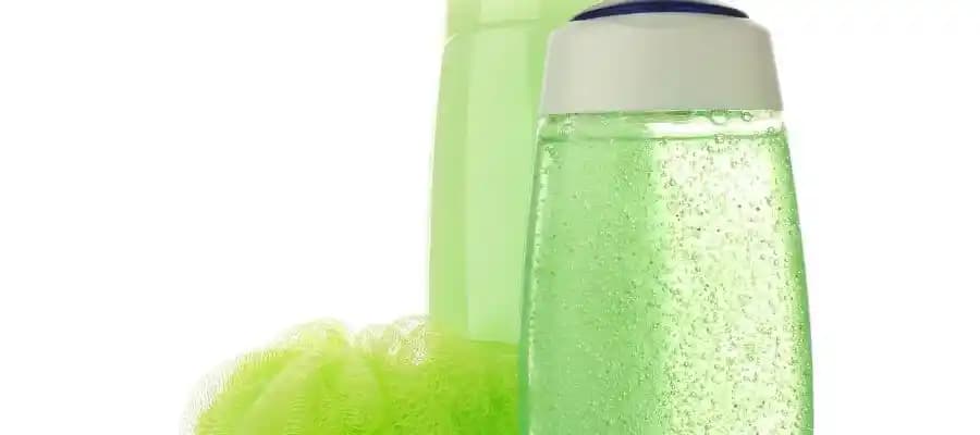 Benzoil Peroksit İçeren Duş Jeli Kullanımı ve Güvenliği Hakkında Bilmeniz Gerekenler