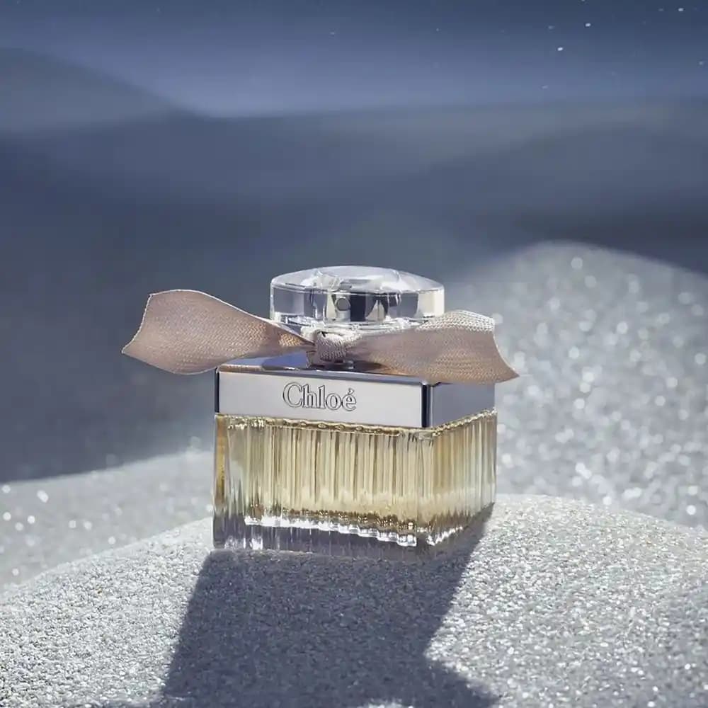 Chloé Signature Edp 50 ml Zarif ve Çiçeksi Kadın Parfümü, Lüks ve Modern Tasarım