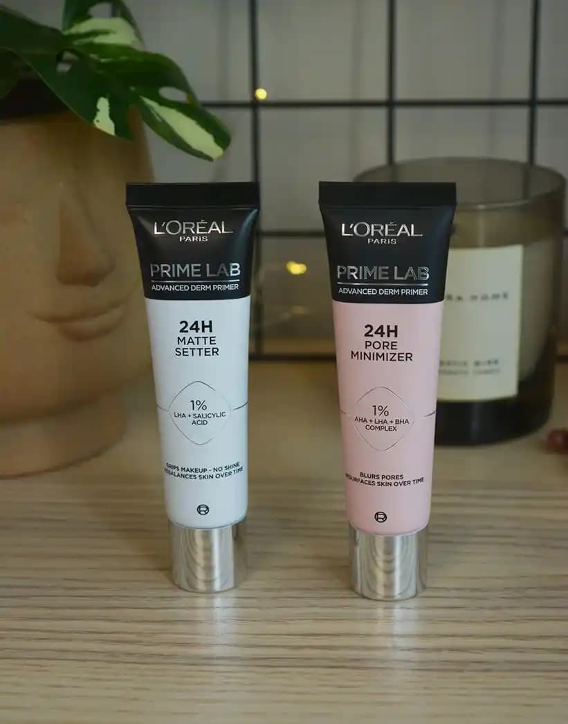 Cilt Parlaklığını Artıran ve Gözenekleri Azaltan Makyaj Bazları Hakkında Bilgiler