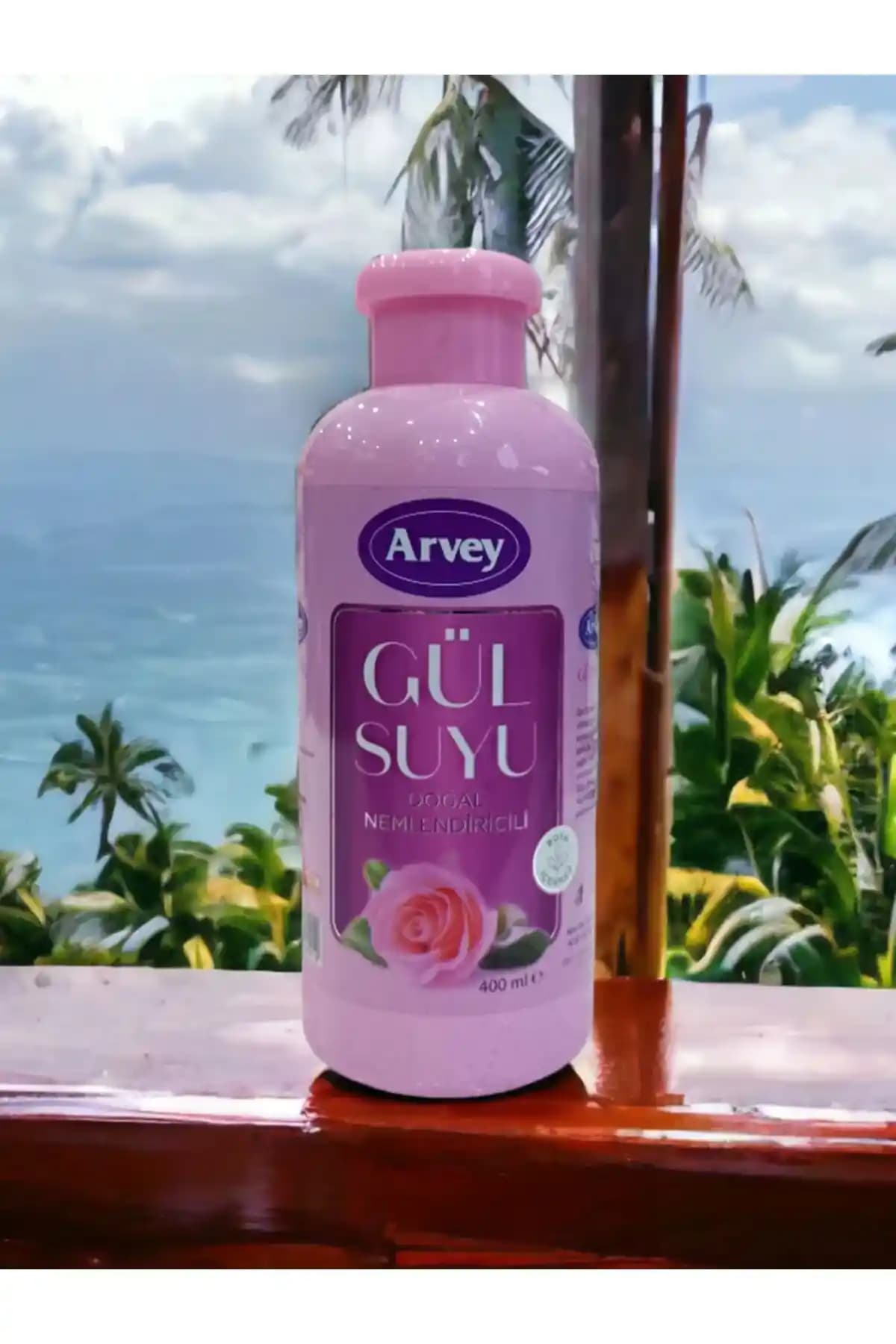 Doğal Çok Fonksiyonlu Nemlendirici Parfümler: Güncel Trendler ve Kullanım Alanları