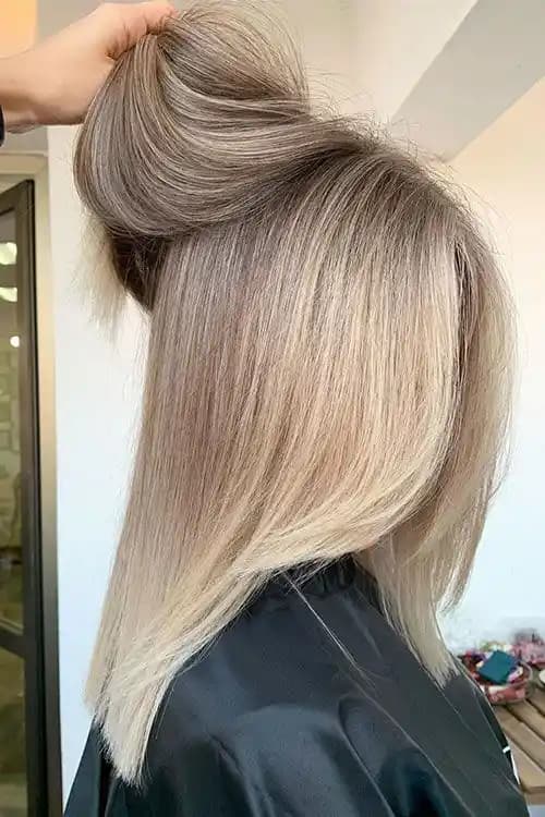 Doğal Evde Saç Boyama ve Kum Beji Rengi ile Sağlıklı Güzellik Yöntemleri