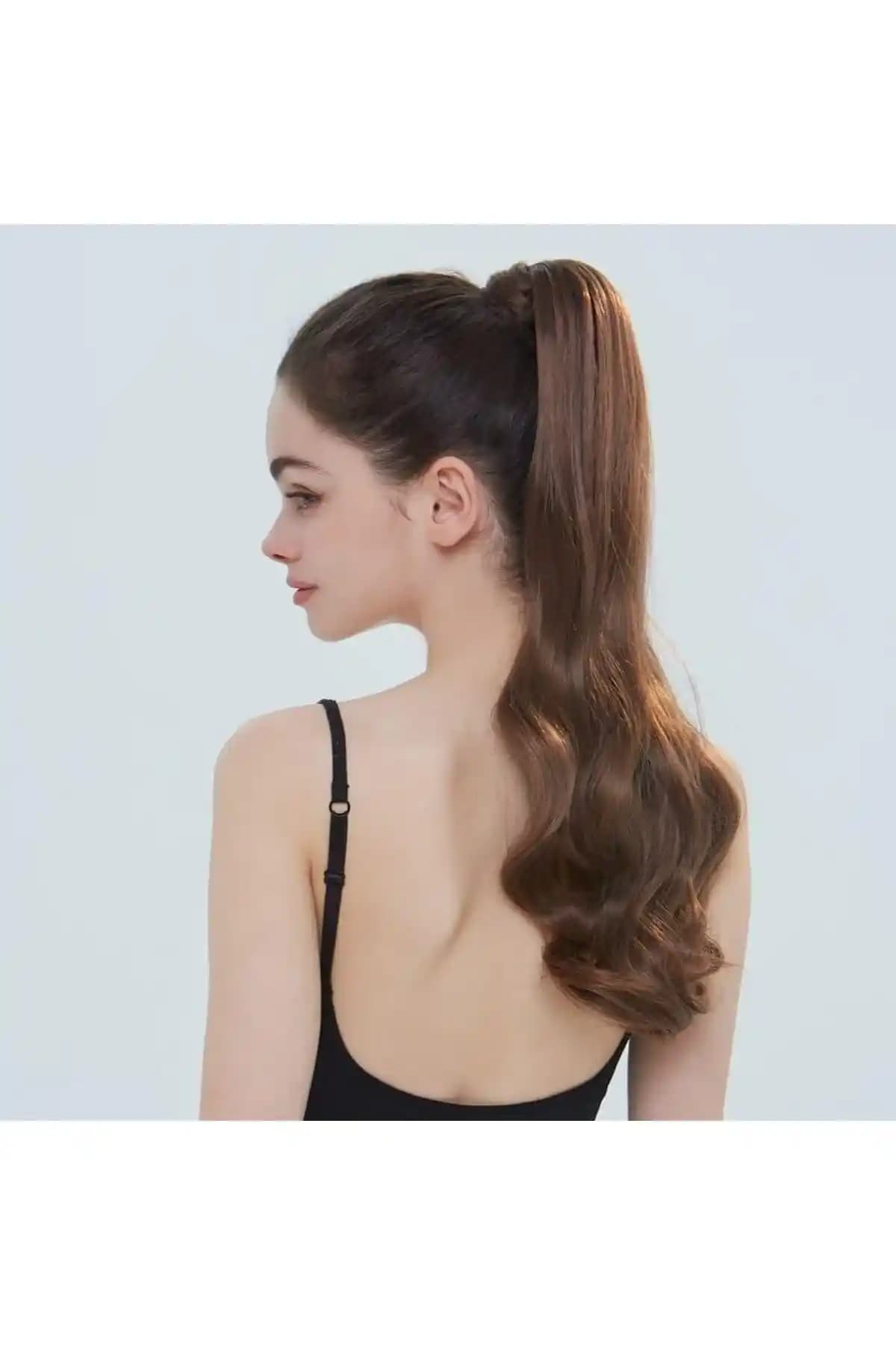 Doğal Görünümlü At Kuyruğu Saç Aksesuarlarıyla Günlük Şıklık ve Rahatlık Sağlama