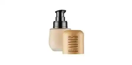 Doğal Güzellik İçin Hafif ve Doğal İçerikli Fondoten Seçimi ve Uygulama Yöntemleri