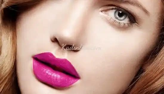 Doğal Pembe Dudaklar İçin Ruj Seçimi ve Kullanım İpuçları