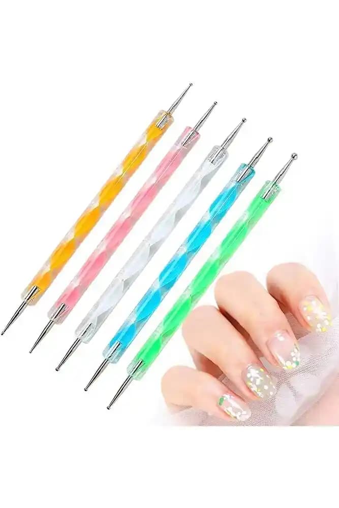 Dot Kalem Setleri ve Tırnak Tasarımı: Güncel Trendler ve Kullanım İpuçları