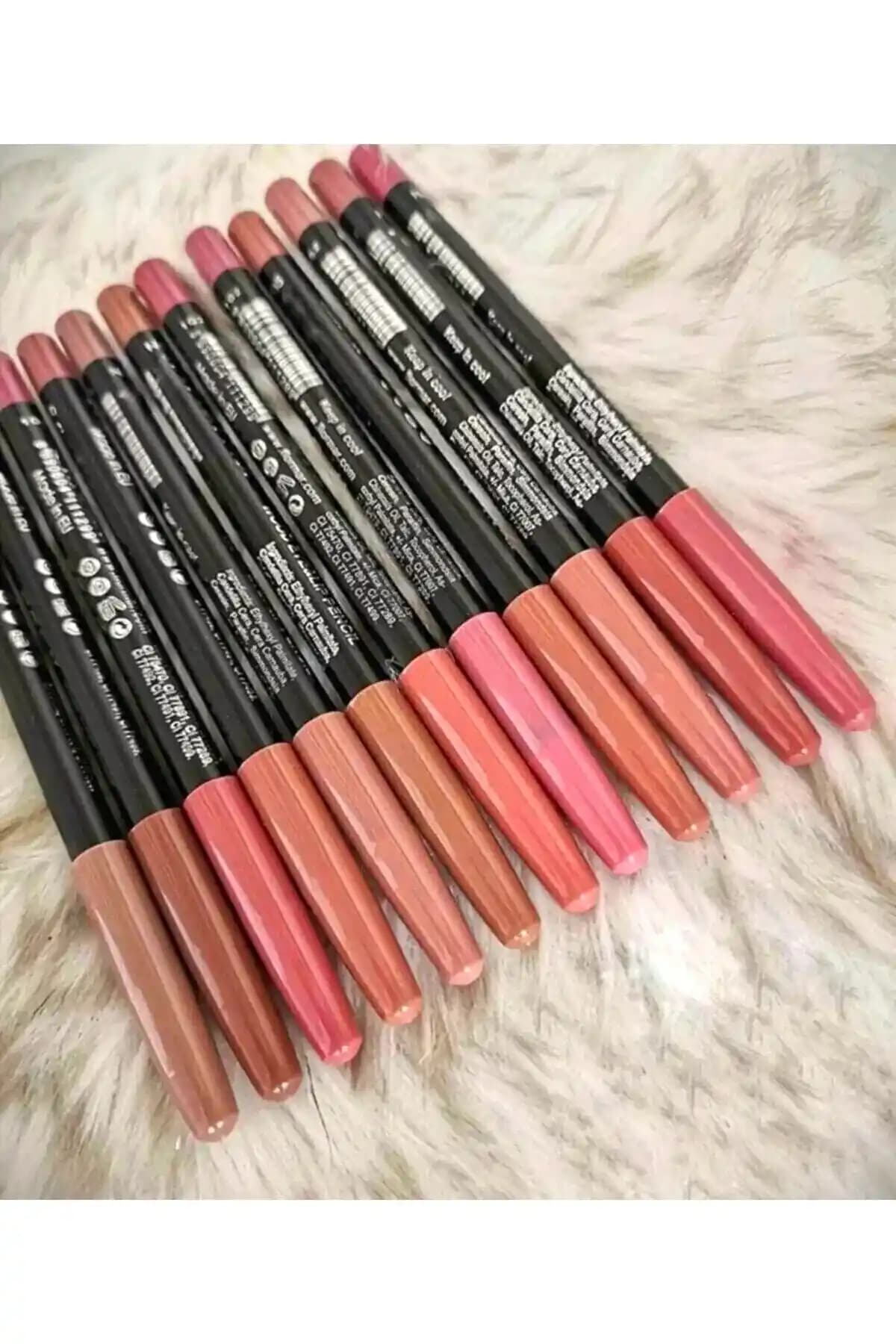 Dudak Renkleri ve Ürünleri Karşılaştırması: Doğru Seçim İçin Bilmeniz Gerekenler