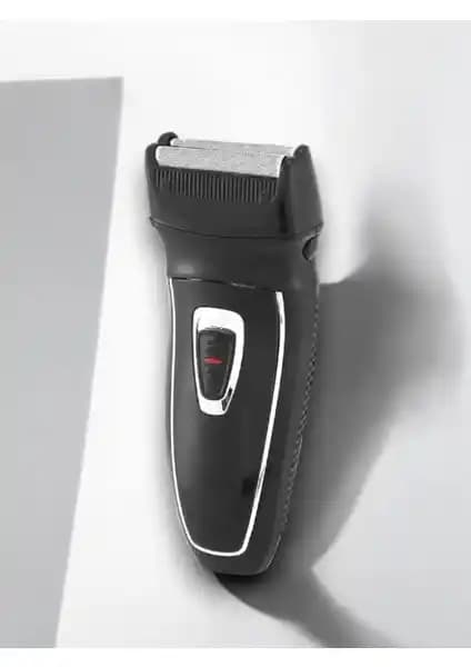 Erkekler İçin Konforlu Tıraş Makineleri: Özellikler ve Kullanım İpuçları