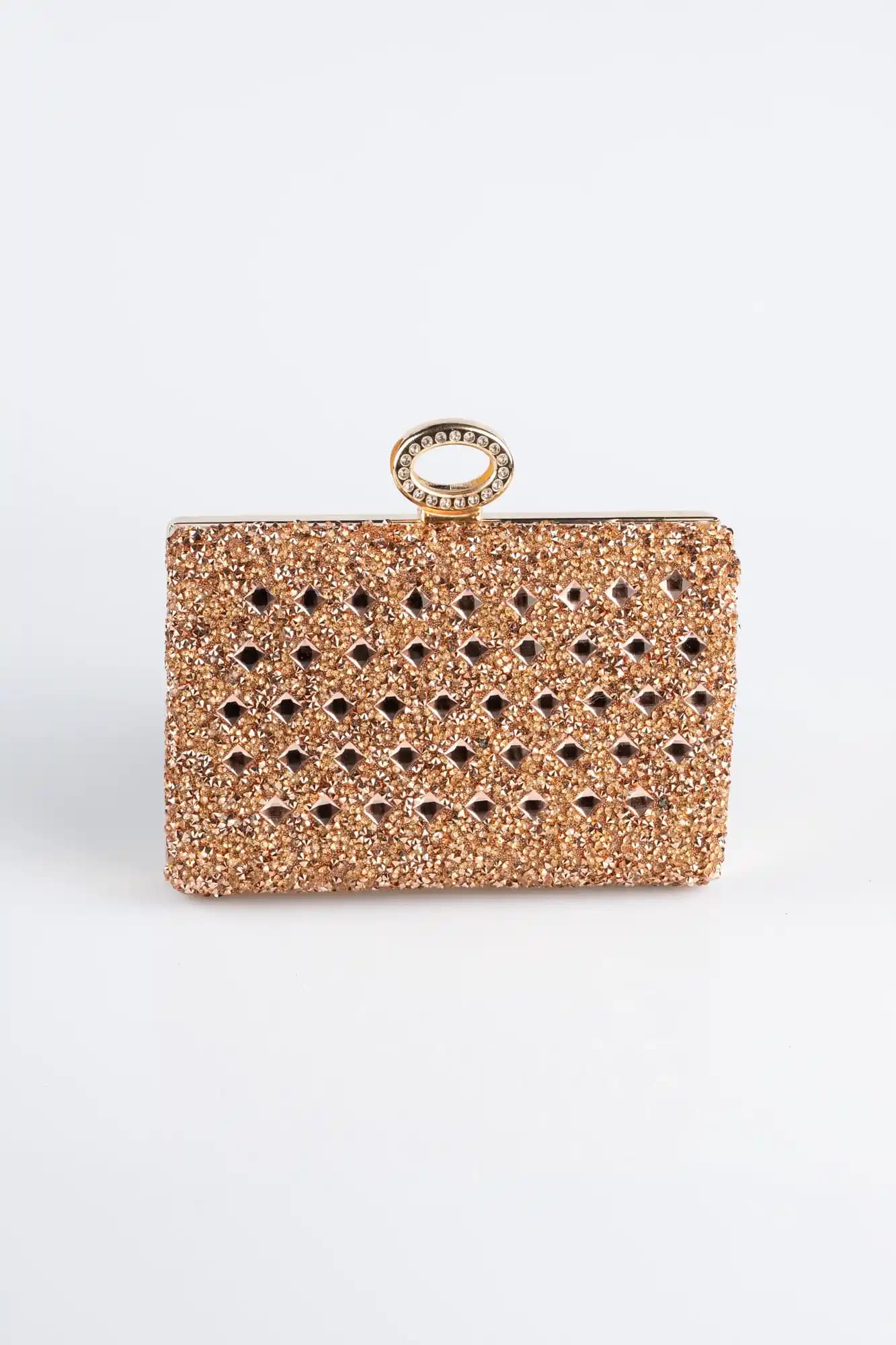 Gece Taşlı Abiye Çanta: Şık ve Fonksiyonel Tasarımlarla Göz Kamaştıran Aksesuar