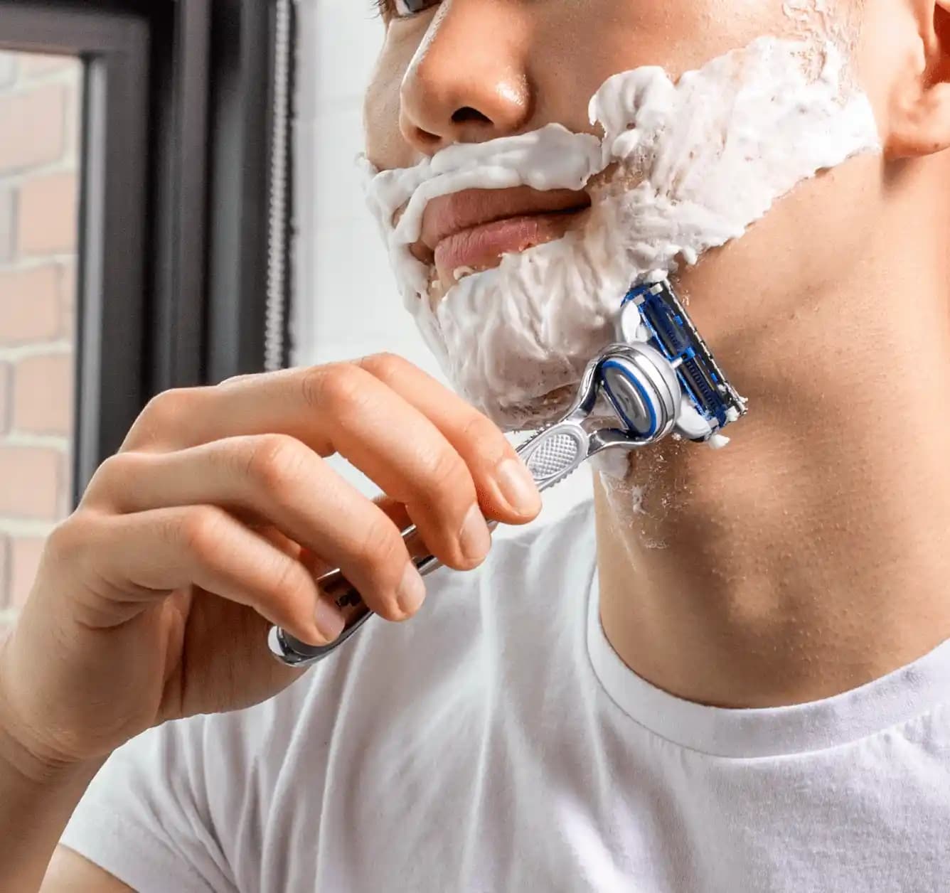 Gillette Hassas Ciltler İçin Tıraş Bıçakları: Teknoloji ve Konfor Bir Arada