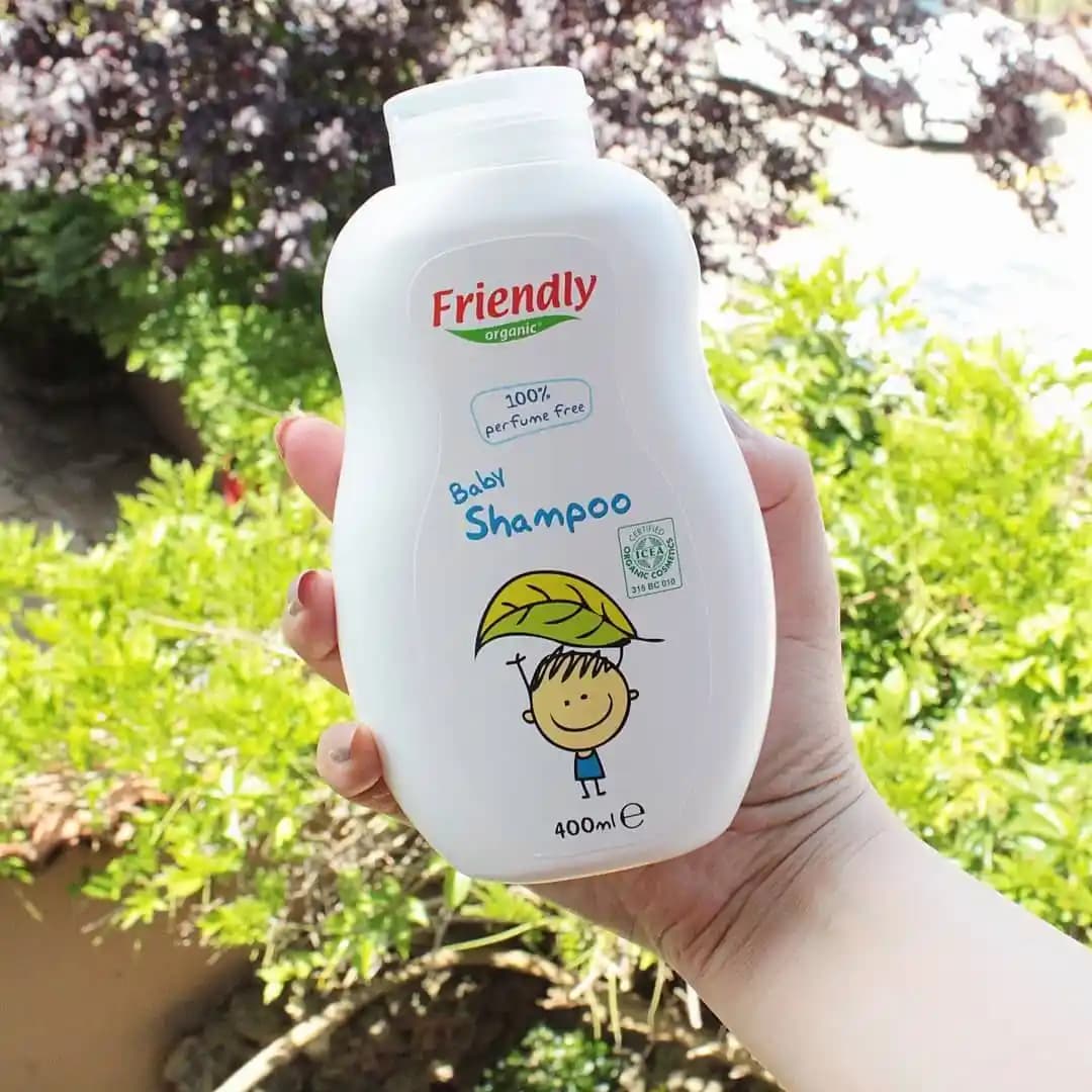 Güvenli ve Doğal Bebek Şampuanları Seçerken Dikkat Edilmesi Gerekenler