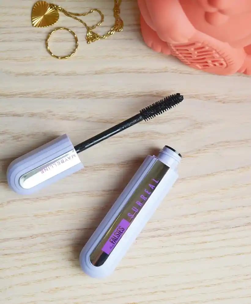 İki Farklı Boyutlu Maskaralar: Kozmetik Ürünlerinde Yenilikçi Bir Yaklaşım