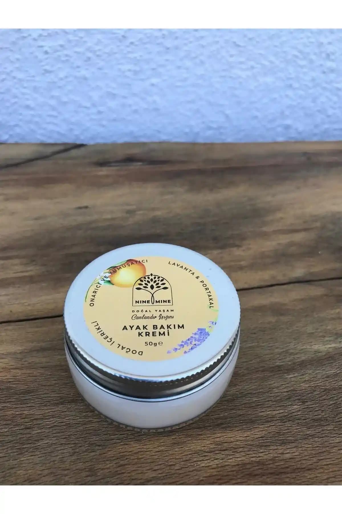 Lavantalı Ayak Bakımı: Doğal ve Rahatlatıcı Ayak Sağlığı İçin En İyi Seçenekler