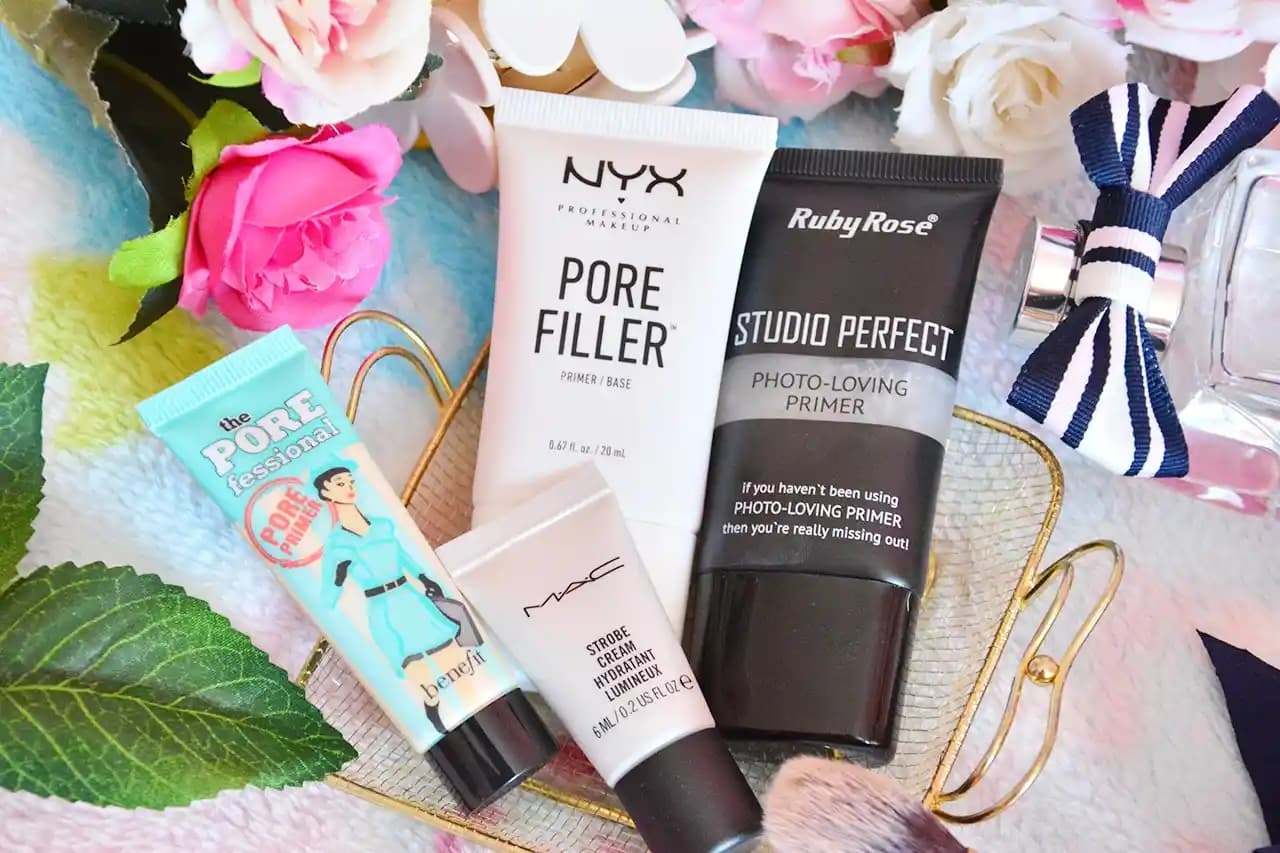 Makyaj Bazı Çeşitleri ve Kullanım İpuçları: Doğru Seçimle Makyajınızın Kalıcılığını Artırın