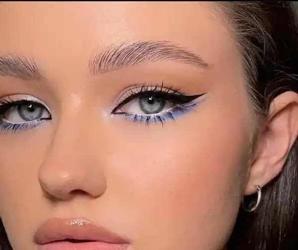 Makyajda Renk Katmanın Teknikleri ve Güncel Trendler ile Görünümünüzü Yenileyin