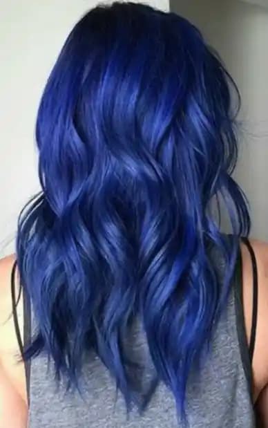 Mavi Saç Boyası Rehberi: Renk Seçimi, Uygulama ve Bakım İpuçları