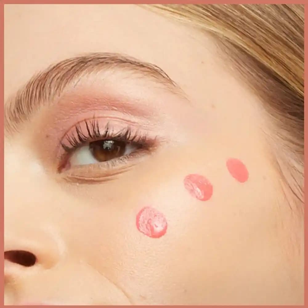 Maybelline Likit Allıklar: Doğal Görünüm İçin Hafif ve Renkli Makyaj Ürünleri