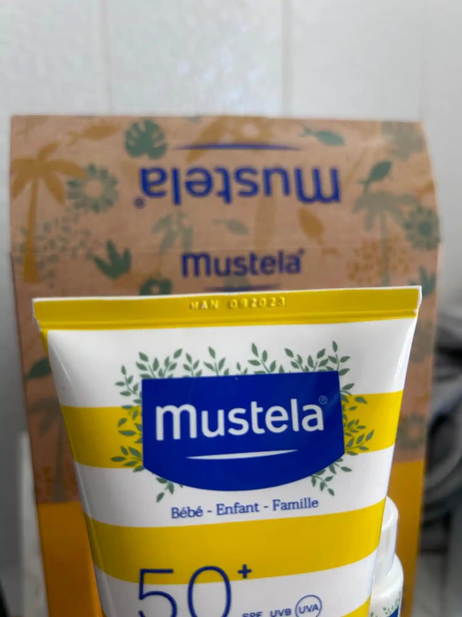 Mustela Ürünlerinde Son Kullanma Tarihi ve Ambalaj Bilgilerinin Önemi ve Doğru Kullanım İpuçları