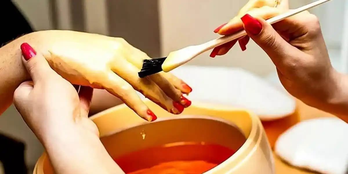 Parafin ve Kozmetiklerde Kullanımı: Cilt Sağlığını Destekleyen Güçlü Bir Kombinasyon