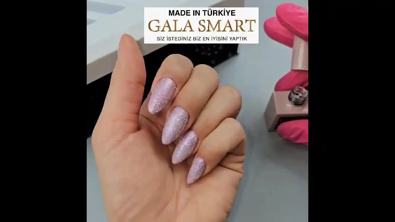 Protez Tırnaklarda Hızlı ve Pratik Uygulama Yöntemleri ile Zaman Tasarrufu Sağlayın