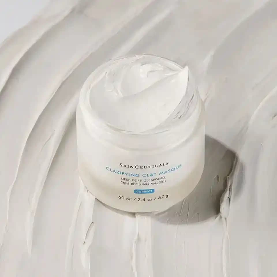 Skinceuticals ile Cilt Arındırma Maskeleri: Gözenek Temizliği ve Sağlıklı Parlak Cilt İçin Rehber