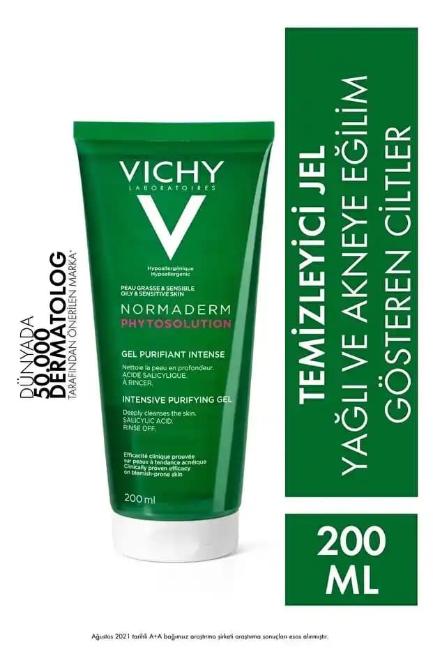 Yağlı Ciltler İçin Arındırıcı Temizleme Jeli Seçimi ve Kullanımı Rehberi